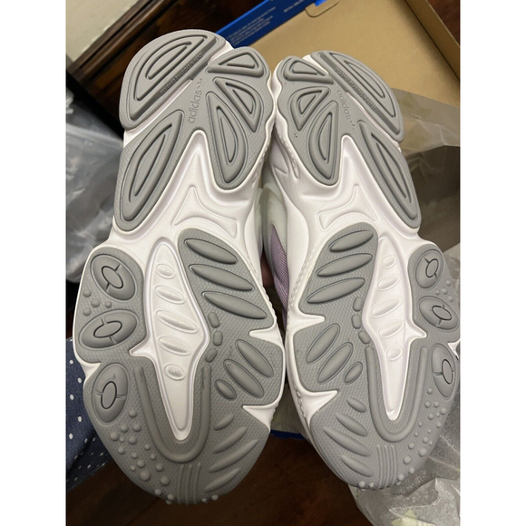 adidas originals oztral Women 6 1/2 New No Box main image 5